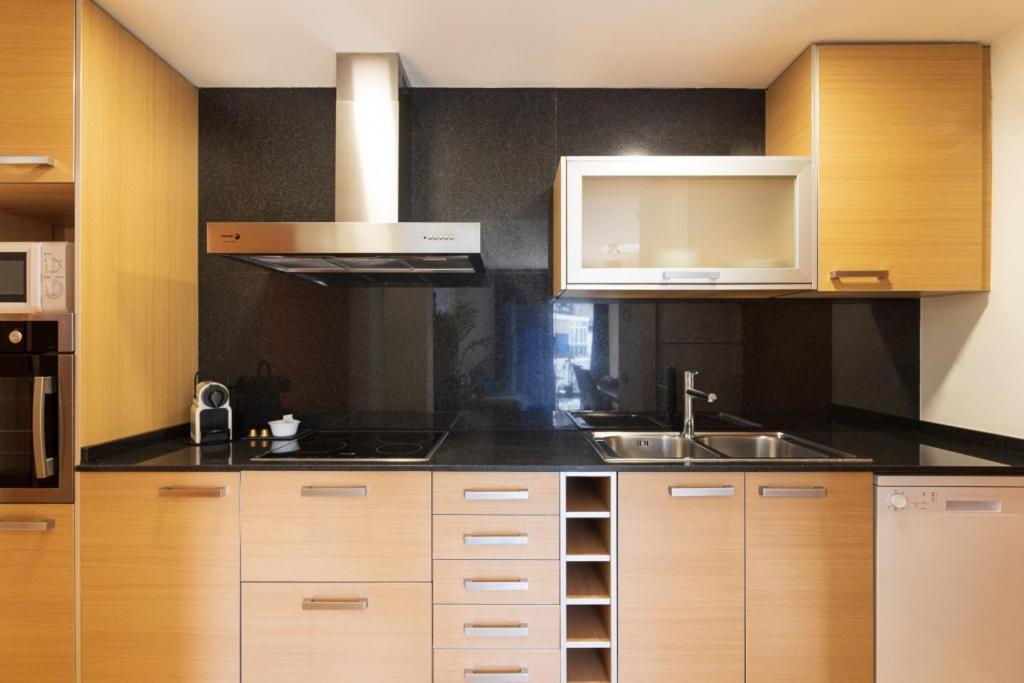Lucas House By Group Apartment *